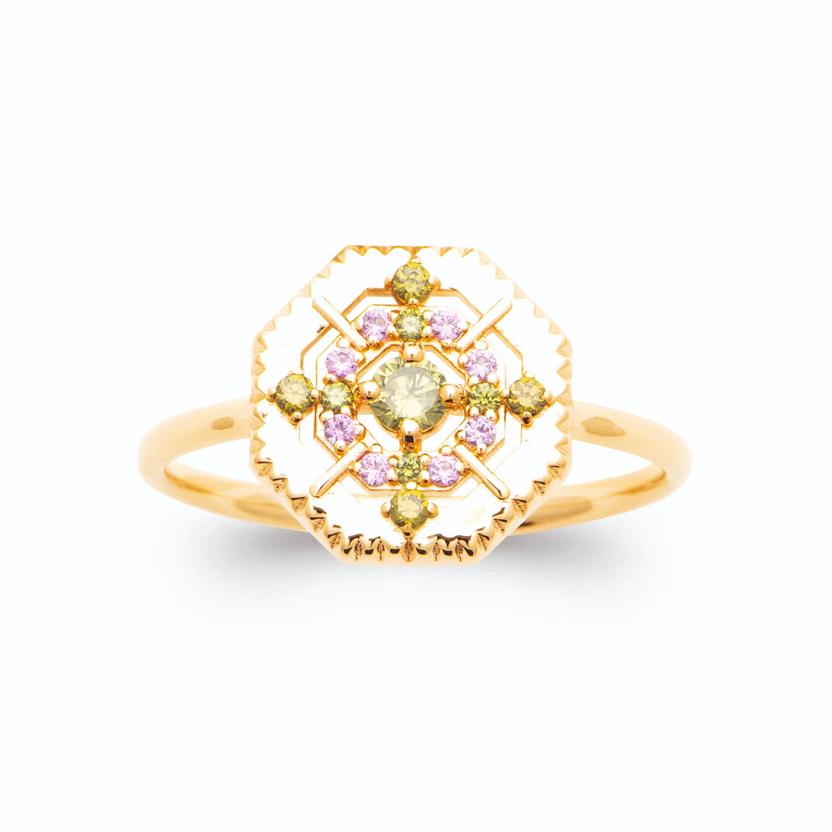 Bague octogonale ajourée pierres vert olive et roses plaqué or, vue de face