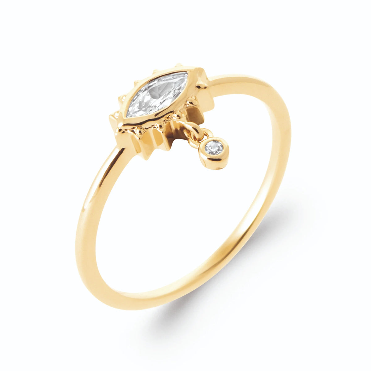 Bague œil zircon navette aux cils d’or et pampille en plaqué or