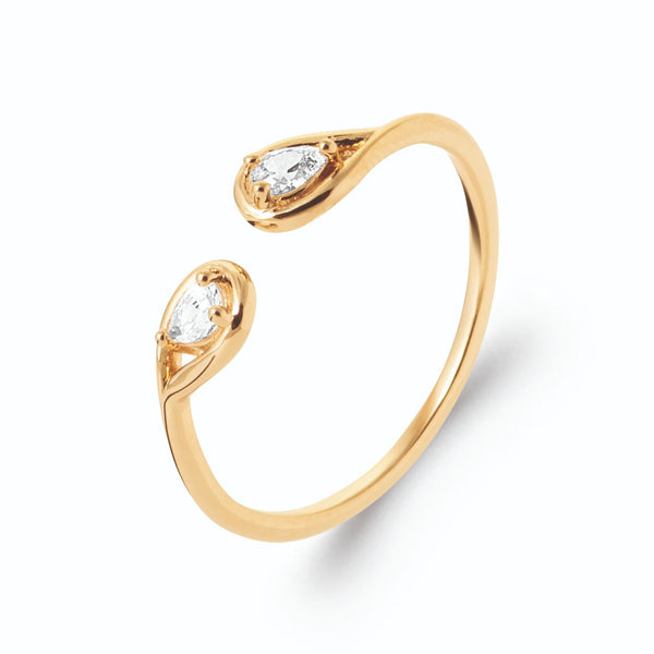 Bague ouverte deux volutes zircons poires en plaqué or, vue de trois quarts
