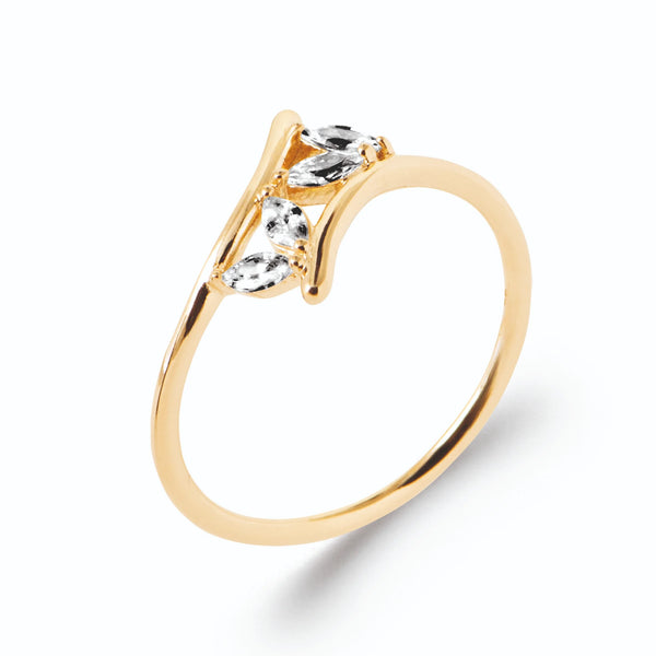 Bague ouverte duo de zircons navettes en plaqué or, vue de trois quarts