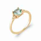 Bague pierre coussin vert d’eau et billes d’or en plaqué or