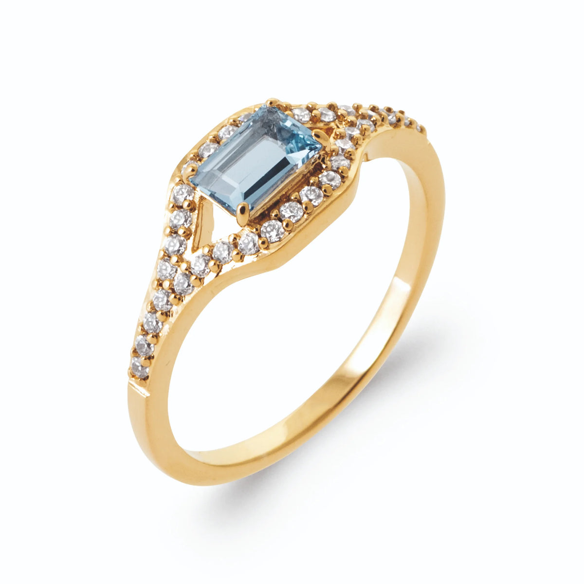 Bague pierre rectangulaire bleu ciel et volute pavée de zircons en plaqué or