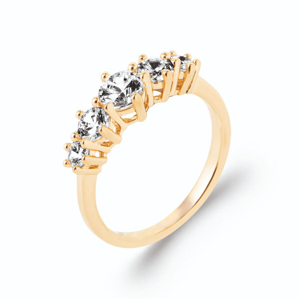 Bague rivière cinq zircons en dégradé en plaqué or, vue de trois quarts