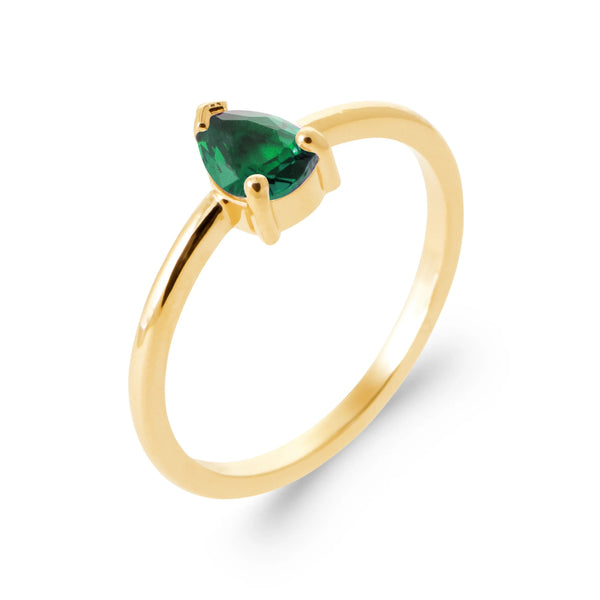 Bague solitaire pierre poire vert émeraude en plaqué or, vue de trois quarts