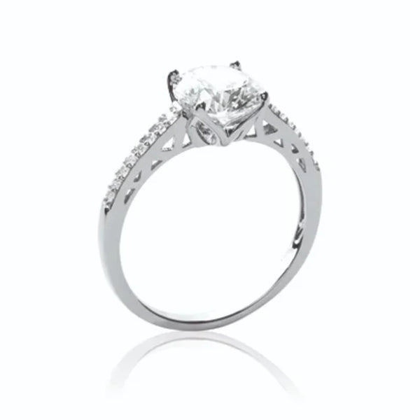 Bague solitaire zircon et épaules micro-serties en argent 925, vue de face