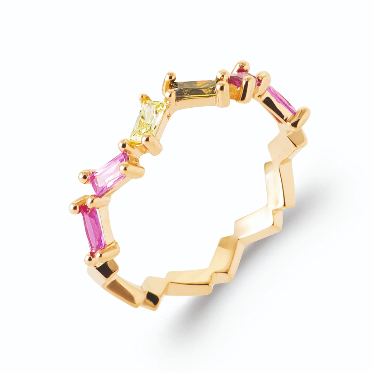 Bague zigzag pierres baguettes roses, vertes et jaunes en plaqué or, vue de trois quarts