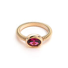 Bague bysance femme en or rose avec  pierre semi-précieuse rhodolite ovale
