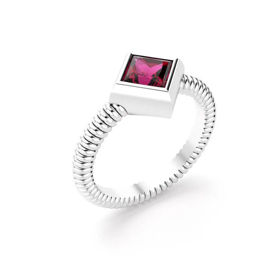 bague byzance pour femme forme carré en or blanc avec rhodolite