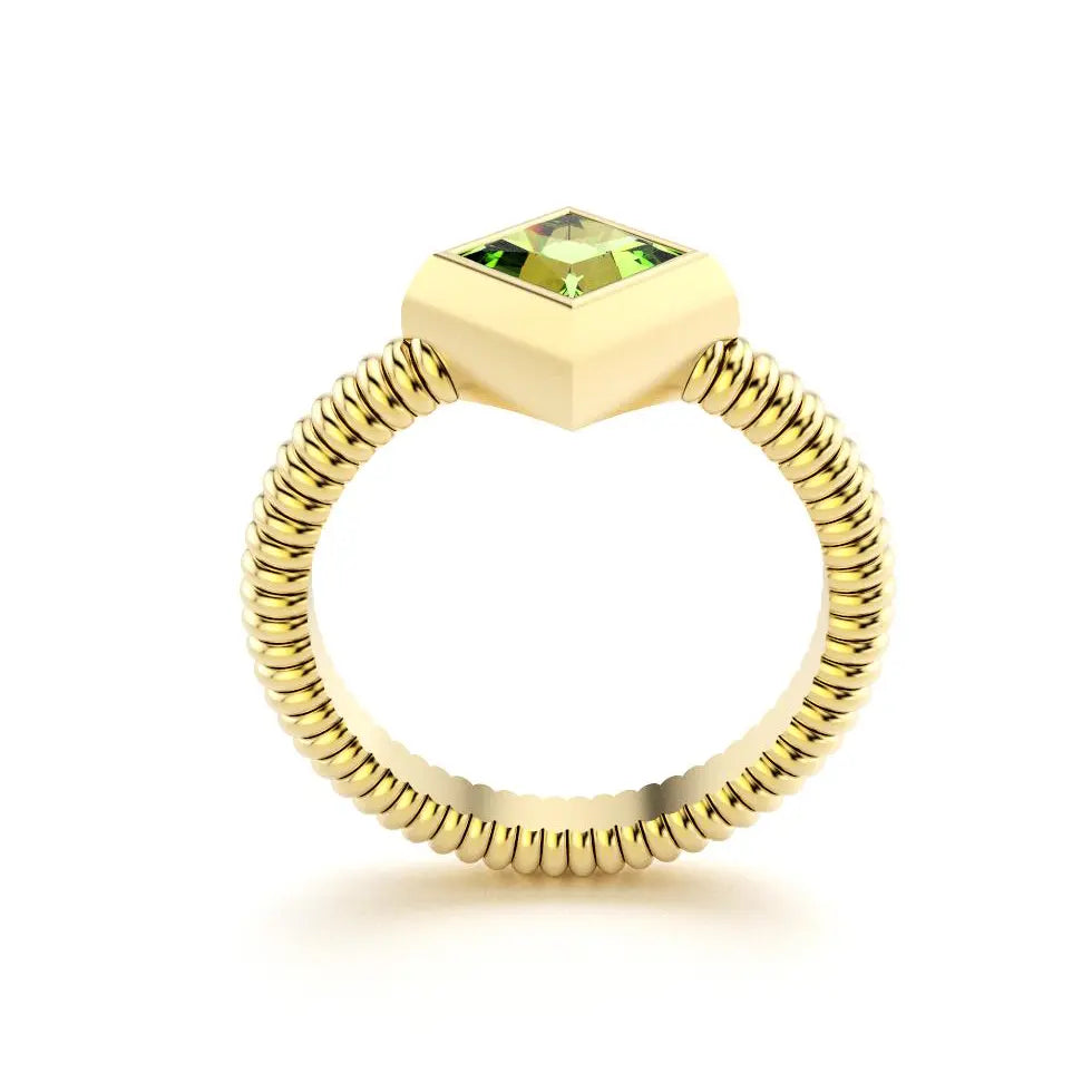 Bague femme Byzance Or Jaune 18 carats personnalisable avec pierre fine carrée de votre choix