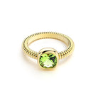 Bague femme or jaune pierre semi-précieuse Péridot taille coussin