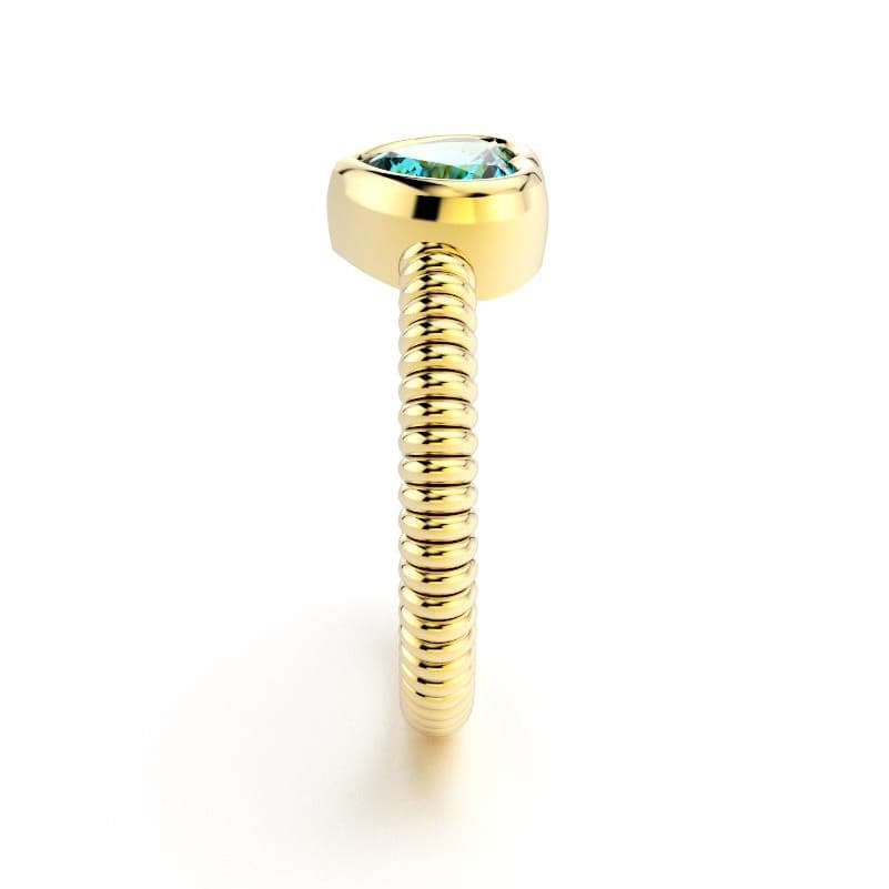 Bague de joaillerie en or jaune 18 carats, vue de détail, fabriquée à l’atelier Bajoia de Sèvres