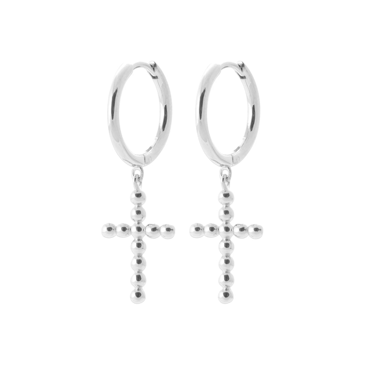 Boucles d’oreilles créoles à croix perlée en argent rhodié