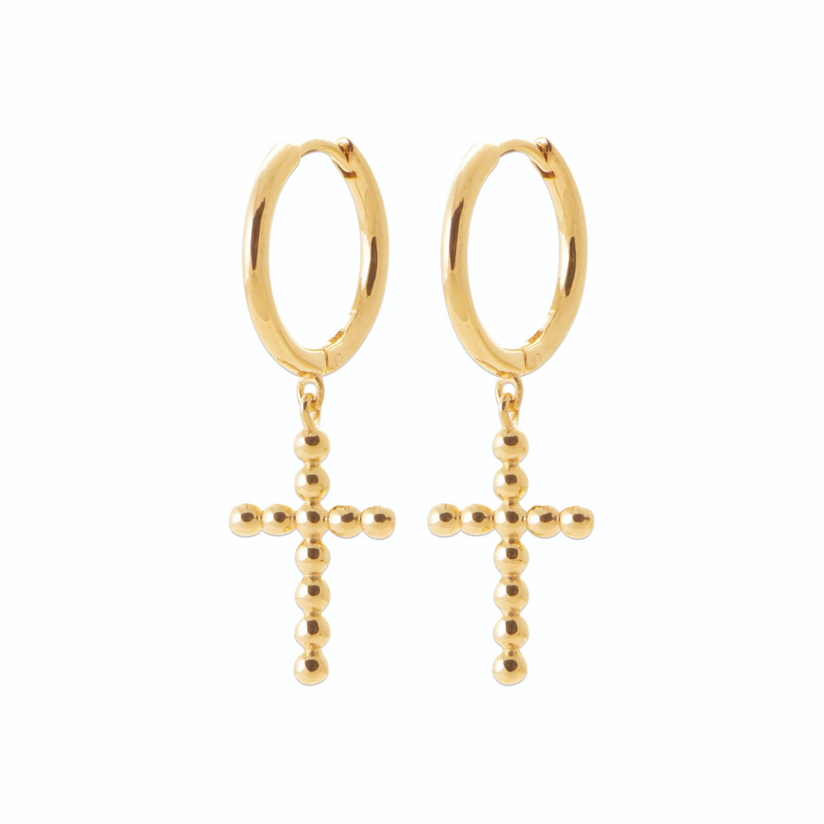 Boucles d’oreilles créoles à croix perlée en plaqué or