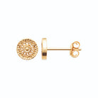 Boucles d’oreilles puces rosace ajourée en plaqué or vu de profil