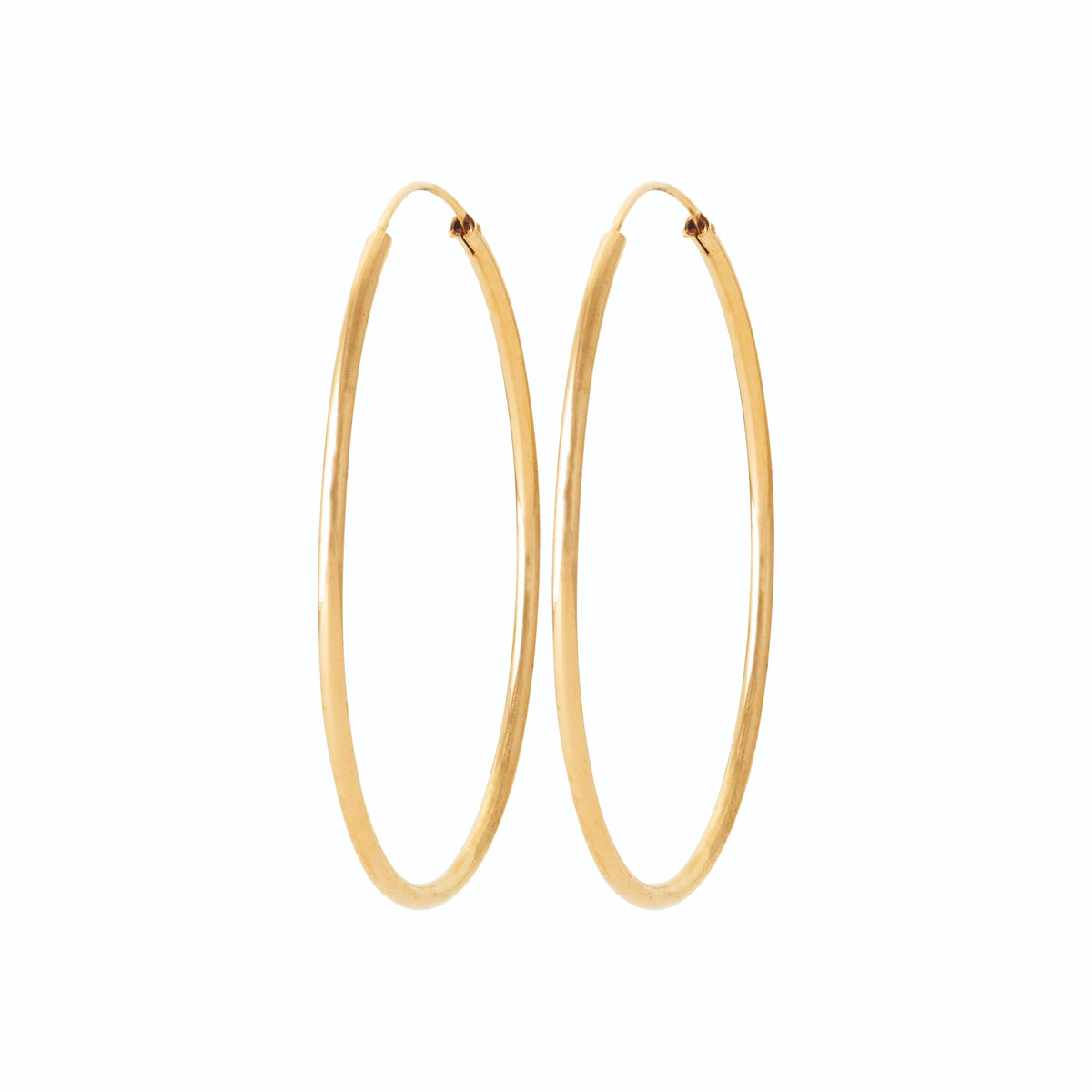 Boucles d’oreilles créoles anneau lisse 50 mm en plaqué or