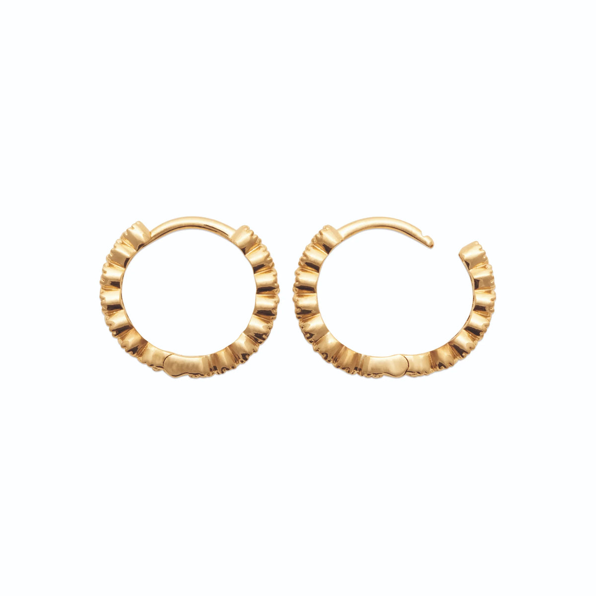 Boucles d’oreilles créoles épaisses ligne de zircons ronds en plaqué or
