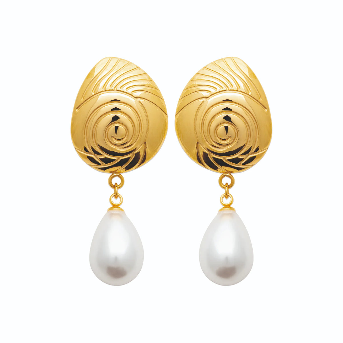 Boucles d’oreilles pendantes coquille ciselée et perle d’imitation en acier PVD doré