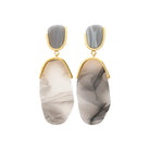 Boucles d’oreilles pendantes résine marbrée grise en acier PVD doré