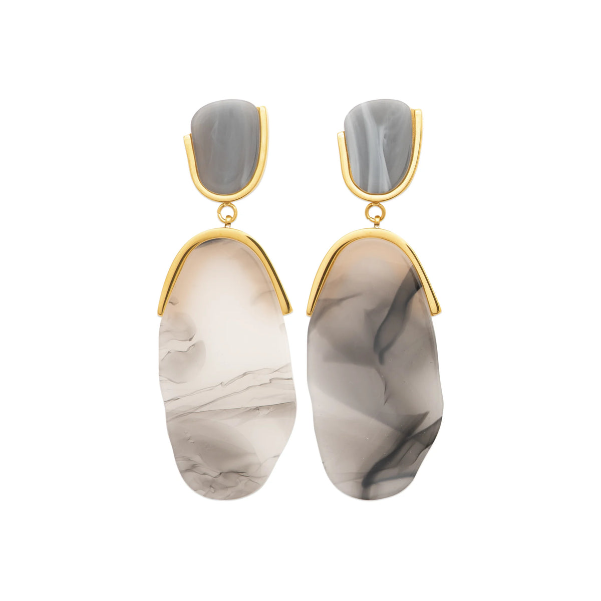 Boucles d’oreilles pendantes résine marbrée grise en acier PVD doré