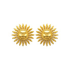 Boucles d’oreilles puces soleil à visage ciselé en acier PVD doré