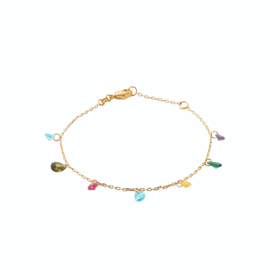 Bracelet chaîne fine à pampilles de gouttes colorées en plaqué or, vue de face