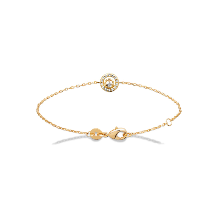 Bracelet chaîne fine médaillon rond serti de zircons en plaqué or, vue de face