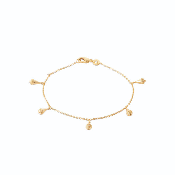 Bracelet chaîne fine pampille goutte perlée en plaqué or