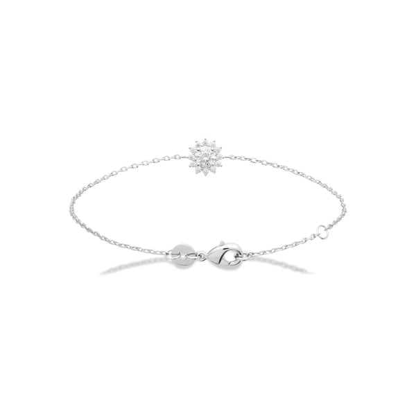 Bracelet chaîne fine et soleil de zircons en argent 925, vue d’ensemble sur fond blanc