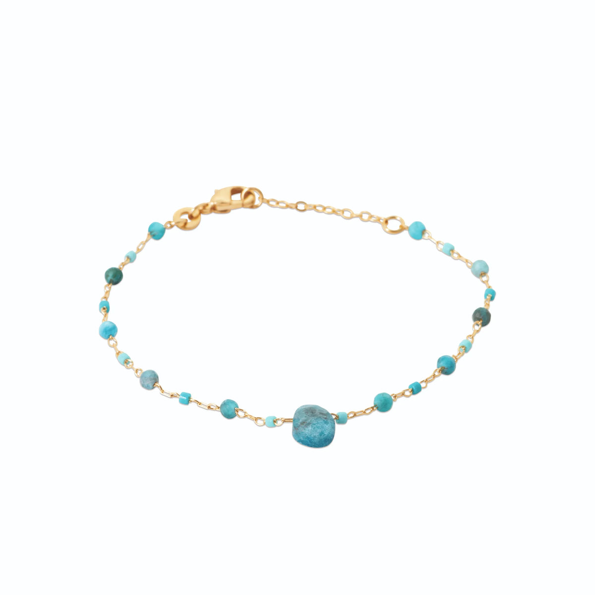 Bracelet chaîne perlée d’apatite et pépite d’apatite en plaqué or