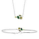 Bracelet demi-jonc grappe de pierres vertes en argent 925 rhodié