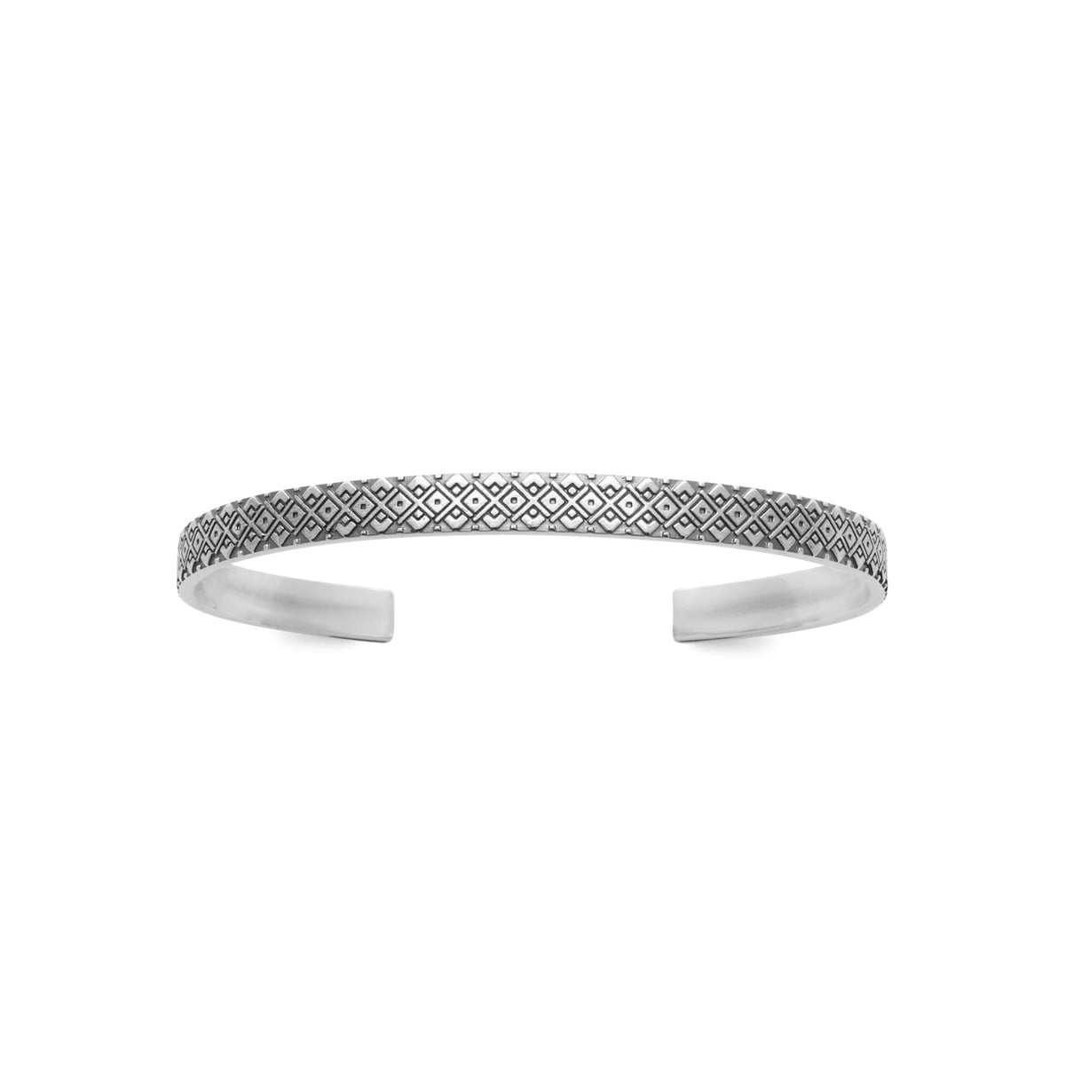 Bracelet jonc ouvert gravé de losanges en argent 925 vu de profil