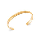Bracelet jonc ouvert large effet corde en plaqué or