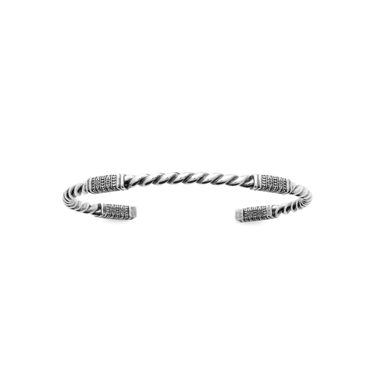 Bracelet jonc ouvert torsadé à embouts ciselés en argent 925 homme vu de profil