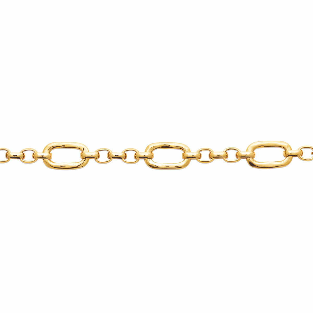 Bracelet maillons rectangulaires et fermoir à barrette en acier PVD doré
