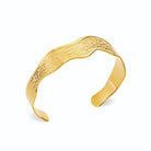 Bracelet manchette ondulée texturée en acier PVD doré