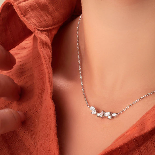 Collier branche de navettes en argent 925 et zircons, autre vue