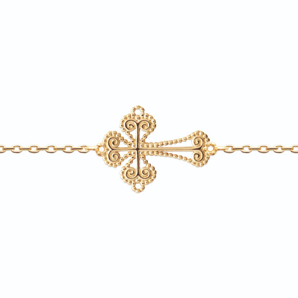 Collier chaîne fine à croix filigranée en plaqué or