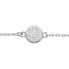 Collier chaîne fine et pastille pavée de zircons en argent 925, détail du motif