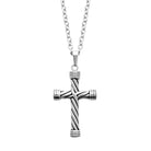 Collier croix torsadée en acier homme en détail
