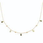 Collier gouttes de cristal vert et perles dorées en plaqué or
