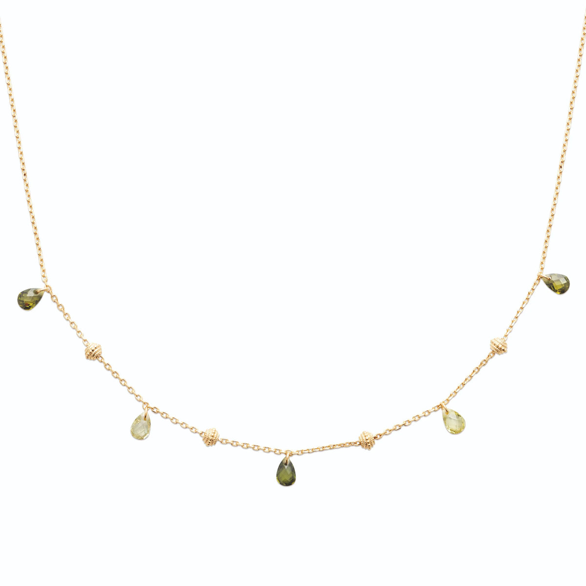 Collier gouttes de cristal vert et perles dorées en plaqué or