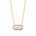 Collier maillon ovale serti de zircons en plaqué or