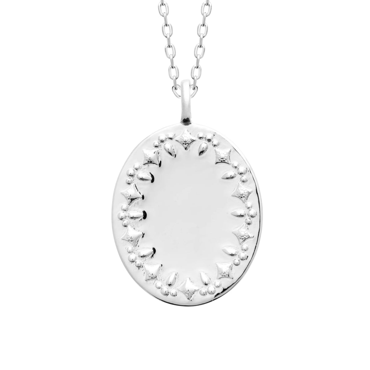 Collier médaille ovale aux étoiles striées en argent 925