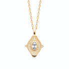 Collier médaillon navette ajouré et zircon ovale en plaqué or
