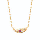 Collier navette ajourée en nid, zircons et pierre fuchsia en plaqué or