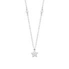 Vue d’ensemble du collier étoile pavée en argent 925 et de sa chaîne fine