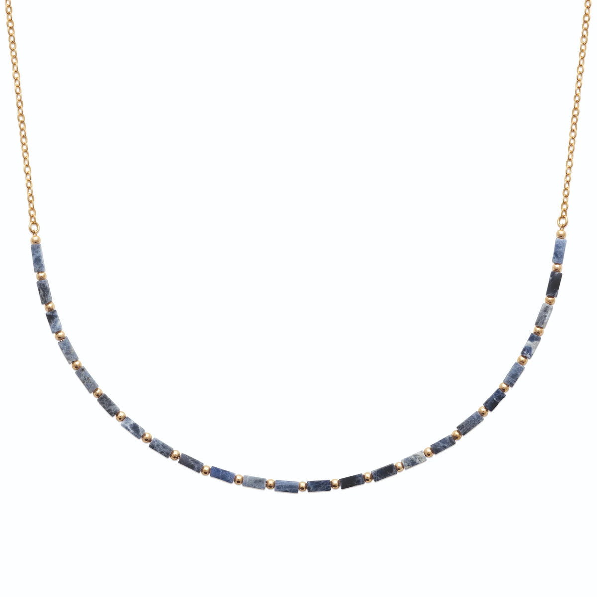 Collier rang de tubes de sodalite et perles dorées en plaqué or