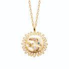 Collier soleil martelé aux pétales filaires et pierres de couleur en plaqué or
