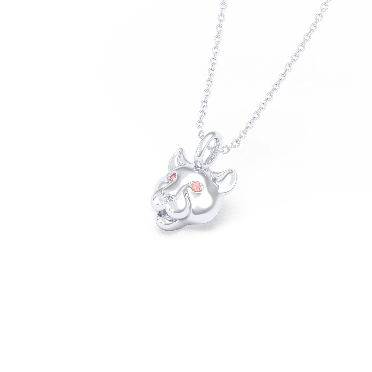 Collier tête de tigre en argent 950 rhodié, yeux en saphirs pêche, vue de trois quarts