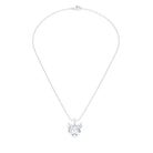 Collier tête de tigre en or blanc aux yeux de diamants, vu de face sur une chaîne forçat de 40 cm